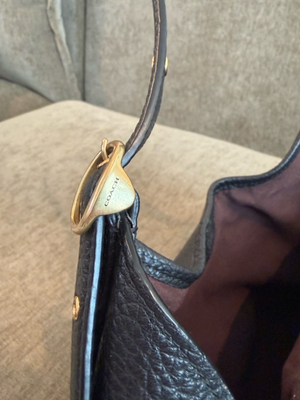 Authentic Coach Lori Black Pebble Leather Shoulder Bag With Gold Hardware - Picture 12 of 14
